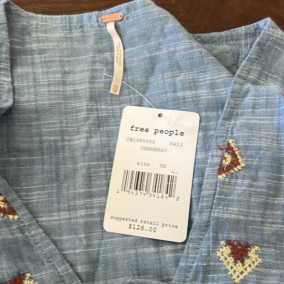 Blue Embroidered Top - Picture 5 of 6